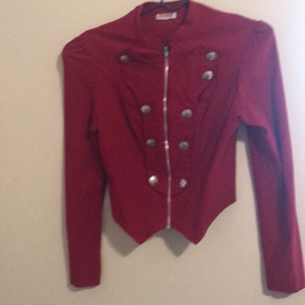 Blazer - Picture 3 of 3